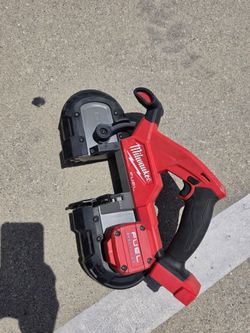 M18 FUEL 18V Lithium-Ion Brushless Cordless Compact Bandsaw (Tool-Only)