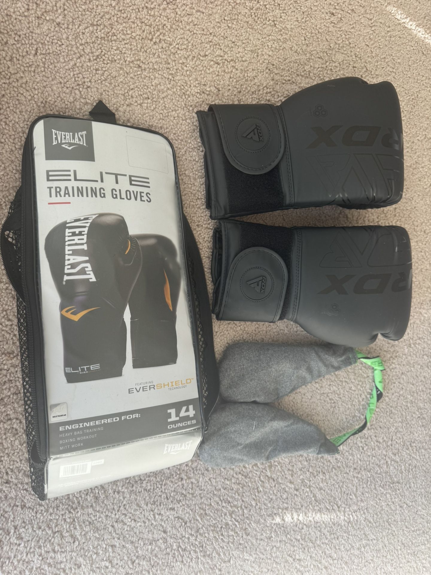 Boxing Gear - Boxing Gloves, Wraps And Deodrizers To Keep The Gloves Hygenic