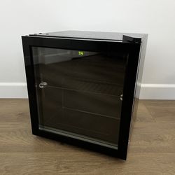 Mini Fridge Cooler (brand new)