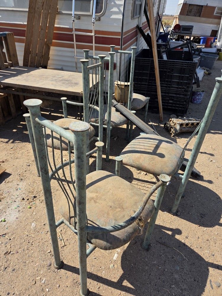 Set Of 5 Metal Green Dining Chairs Need Repair