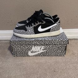 Jordan 1 Retro Low OG Black Cement Size 9