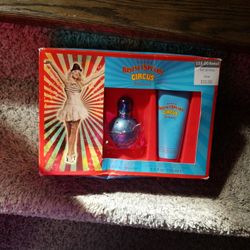 Perfume Damaged Box
