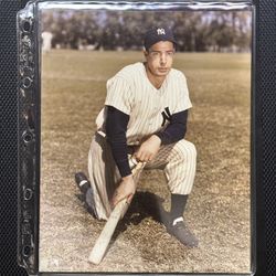 New York Yankees MLB Baseball Hall Of Fame Joe DiMaggio 8X10 Photo Picture