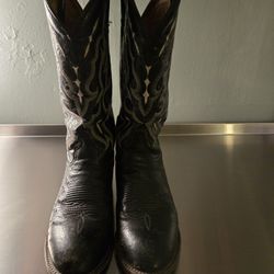 Vintage Tony Lama Cowboy Boots With Blue Embroidery Size 7