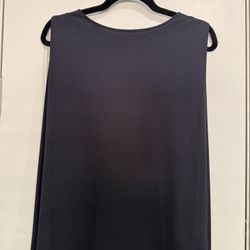 Uniqlo Women's Black Medium Boat Neck Sleeveless Tank Blouse