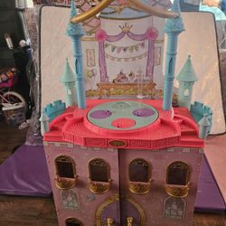 Disney Princess House.      ($20)