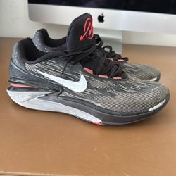 Nike Basketball Air Zoom Size 7.5