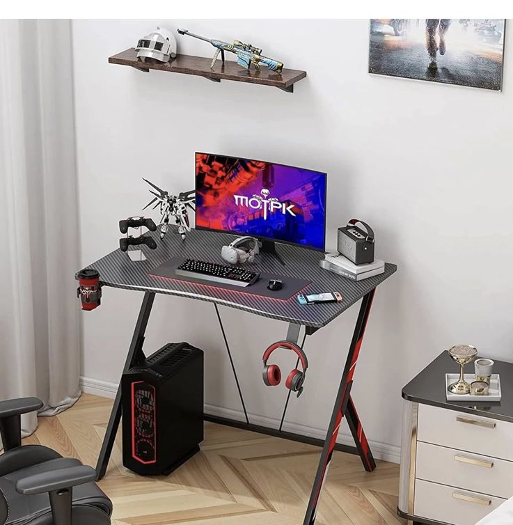 New!! Gaming Desk/computer Desk