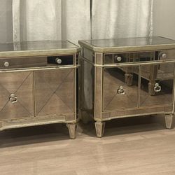 Side Tables / Night Stands 