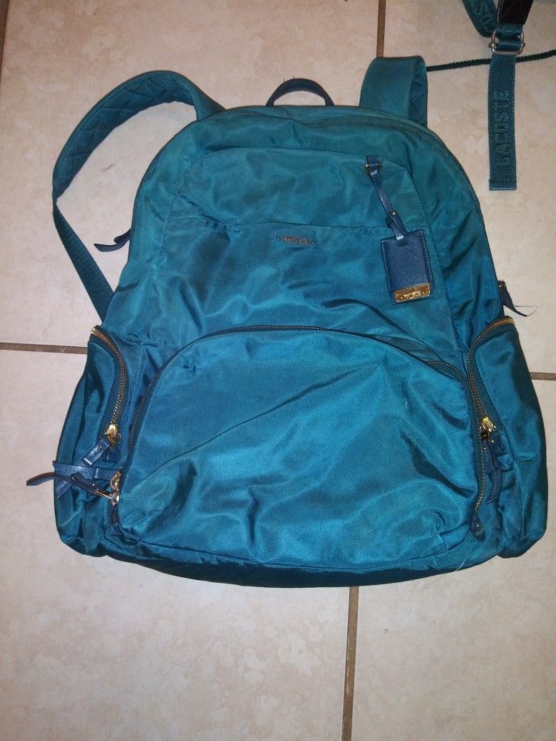 Nice Green Tumi Backpack