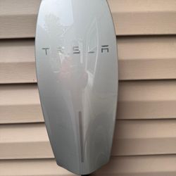 Tesla Charger