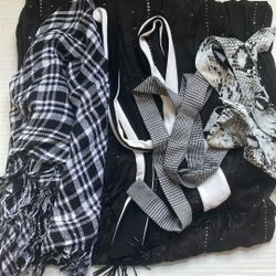Black And White Scarf ys