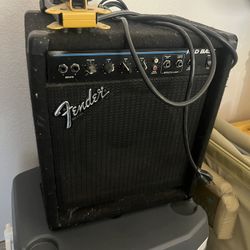 Fender amp & ITD guitar