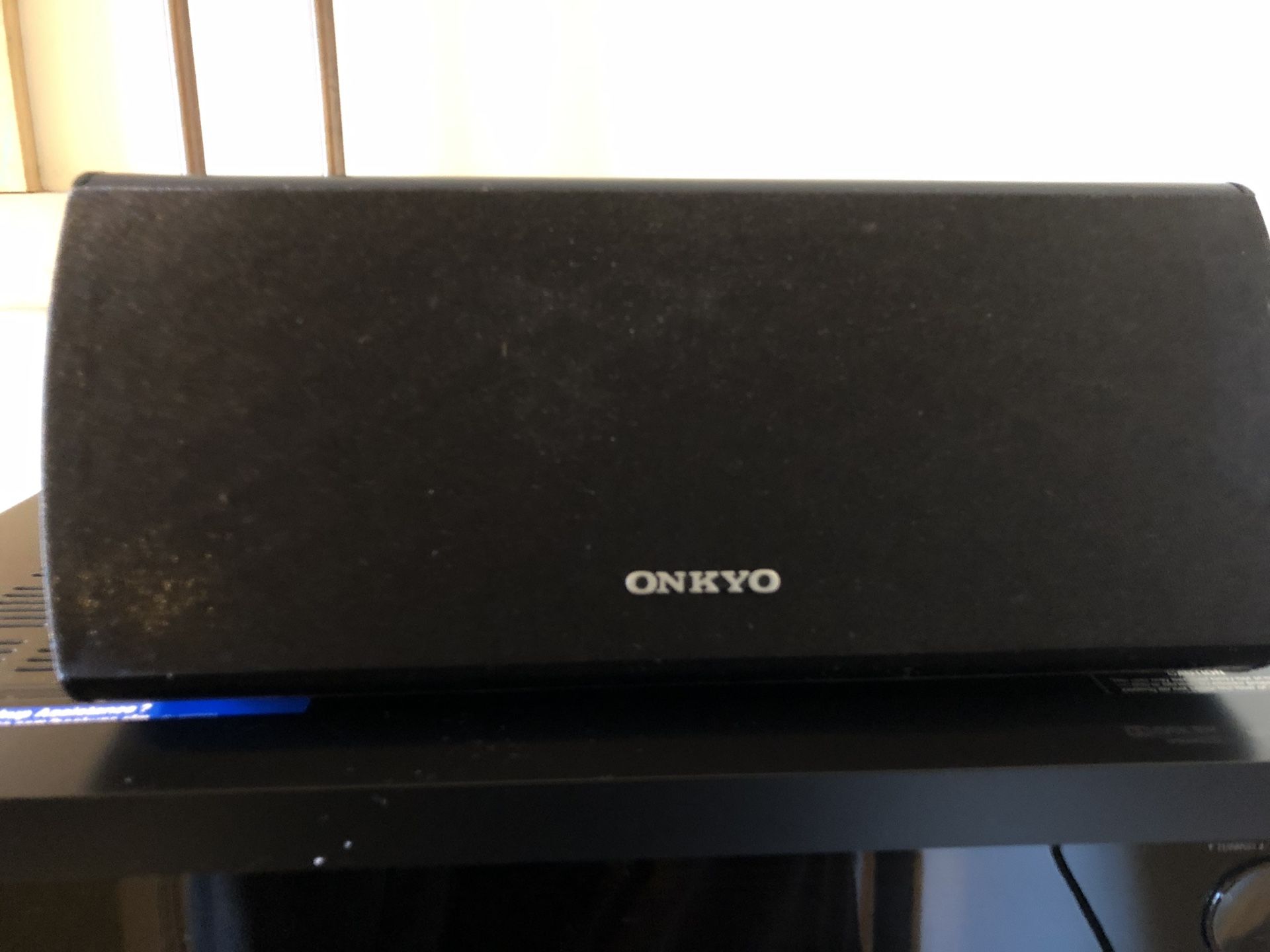 Onkyo Av receiver HT-R390