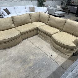 HUGE Sectional Sofa Couch - Double Cuddle Chaise - 3pcs - Cleaned - Comfy - Delivery Available