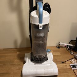 Black And Decker Vacuum