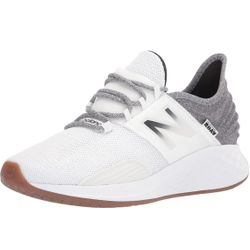 New Balance Women's Fresh Foam Roav V1 Sneaker