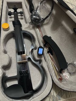 4/4 Black Electric Violin with New Bow, Digital Tuner, Headset, Cable, Shoulder Rest $160 Firm