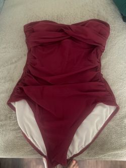 Strapless bathing suit