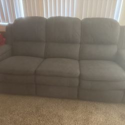 Couch/Pull Out Bed 