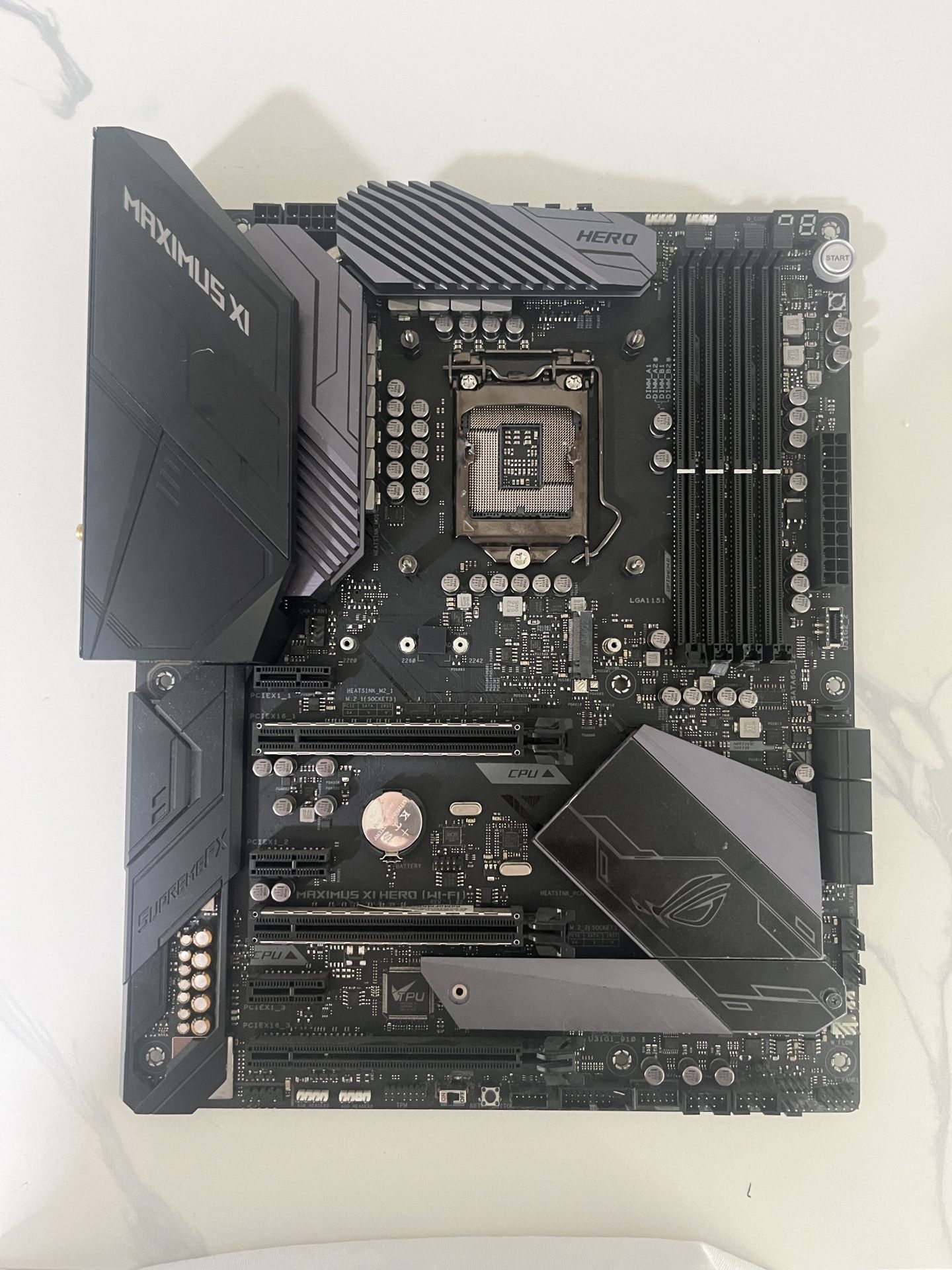 ASUS ROG Maximus XI HERO (Wifi) Motherboard - READ DESC