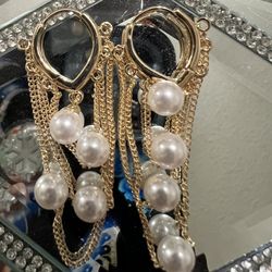Aretes Preciosos De Oro Laminado De Calidad