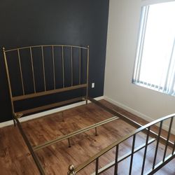 Queen Metal Bed Frame 