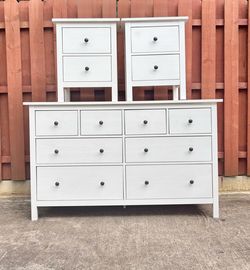 White wooden dresser set - 12 drawers.