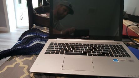 ASUS SONICMASTER LAPTOP