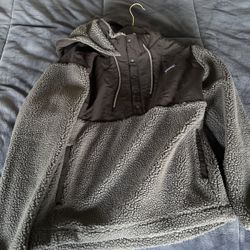 Men’s Patagonia Pull Over Fleece Large 