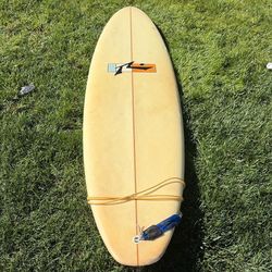 7’6 Rusty Midlength Surfboard