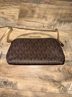 Michael khors cross body purse