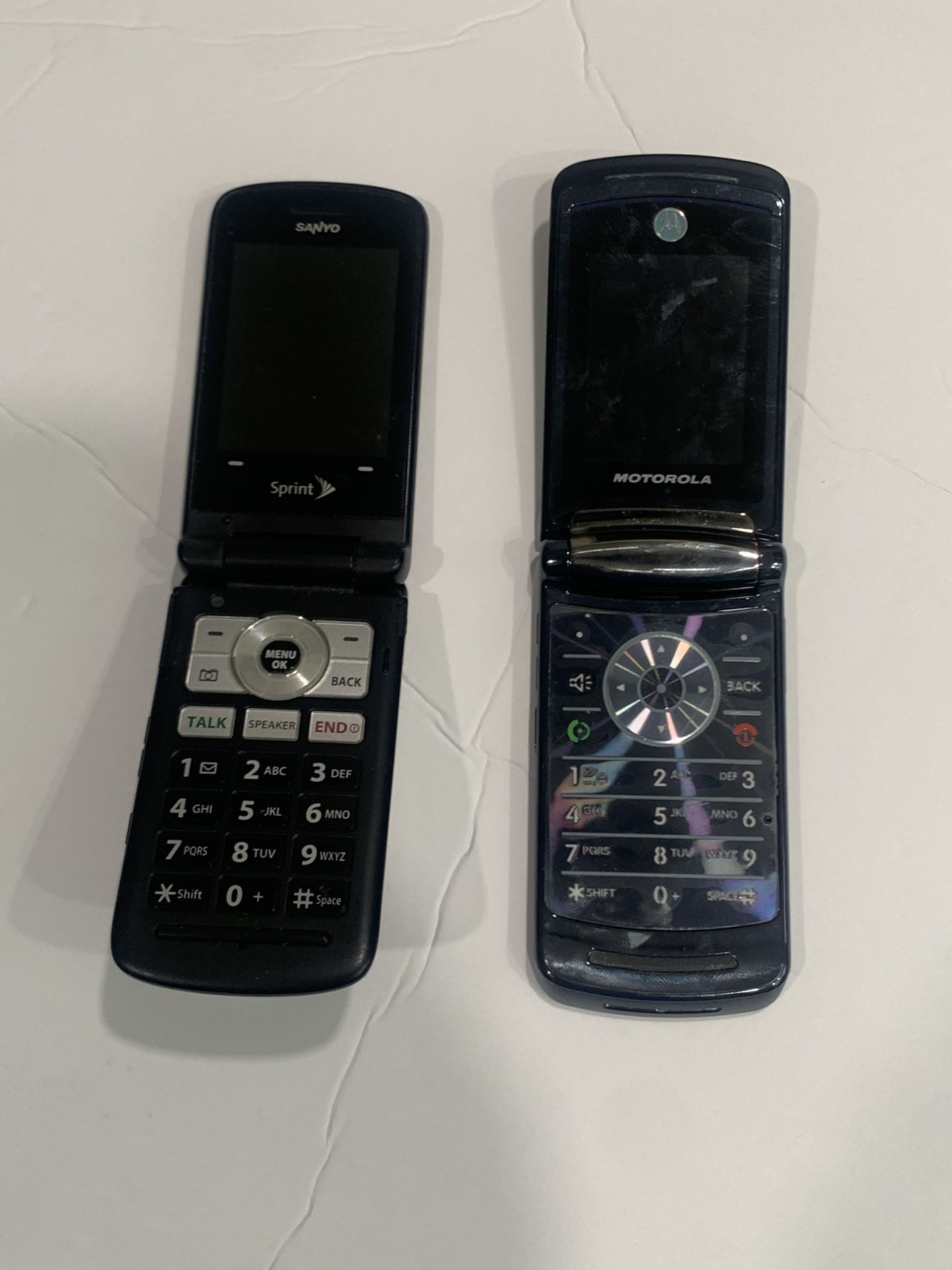 Motorola Motorazr2 V9m, Samsung SCP-3810, Sanyo Katana