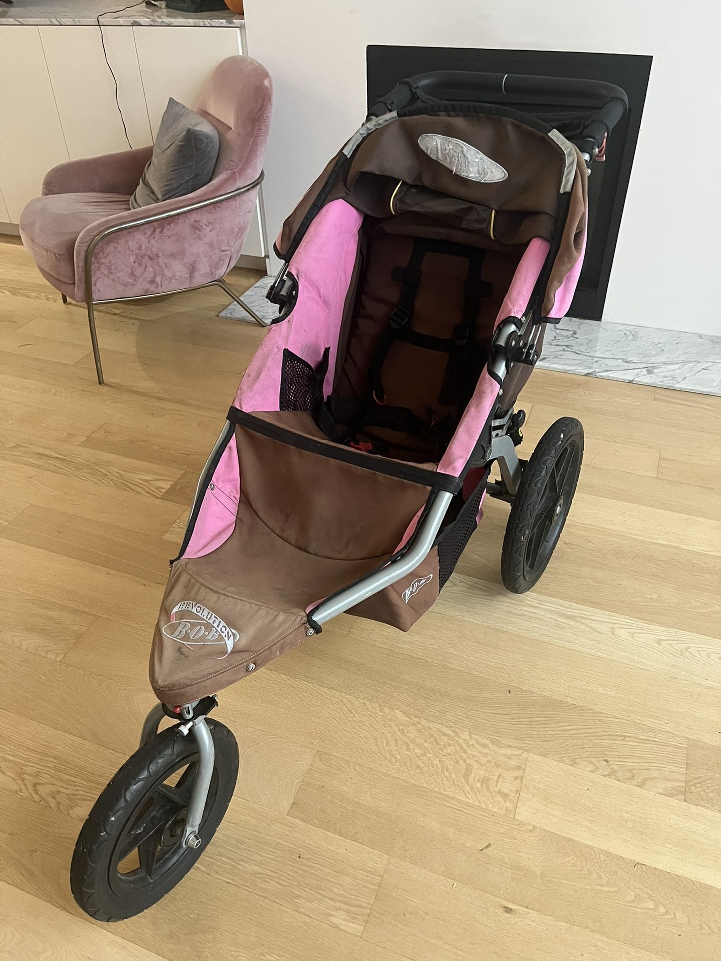 B.o.b Jogging Stroller (Pls read description)