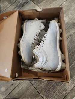 Body Armour Football Cleats. Size 8 Very Good Condition