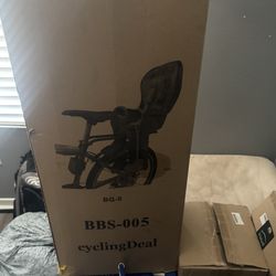 Open box never used kids bike seat