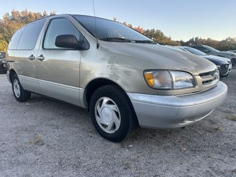 2000 Toyota Sienna