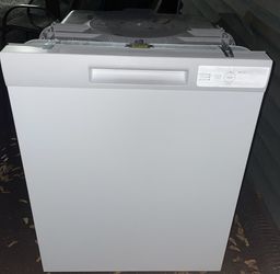 Dishwasher Brand New Hot point