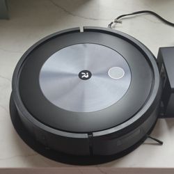 Roomba Combo j5 Vacuum & Mop