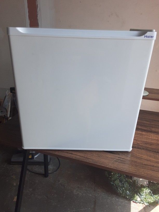 Nevera Haier De 33” for Sale in Brooklyn, NY - OfferUp