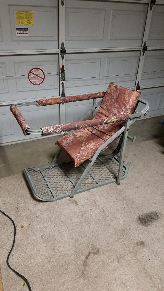 Guide Gear Extreme Comfort Hang On Tree Stand For Sale In Peoria
