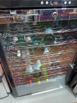 Avanti 52 Bottles Wine Refrigerator/ Cooler