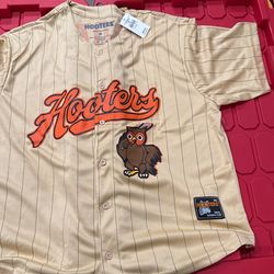 Hooters Baseball Jersey