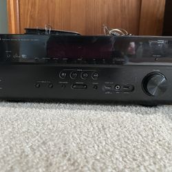 Yamaha RX-V677  7.2-Channel  AV Receiver 