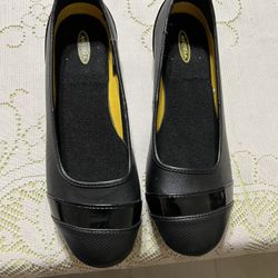 Women’s Shoes