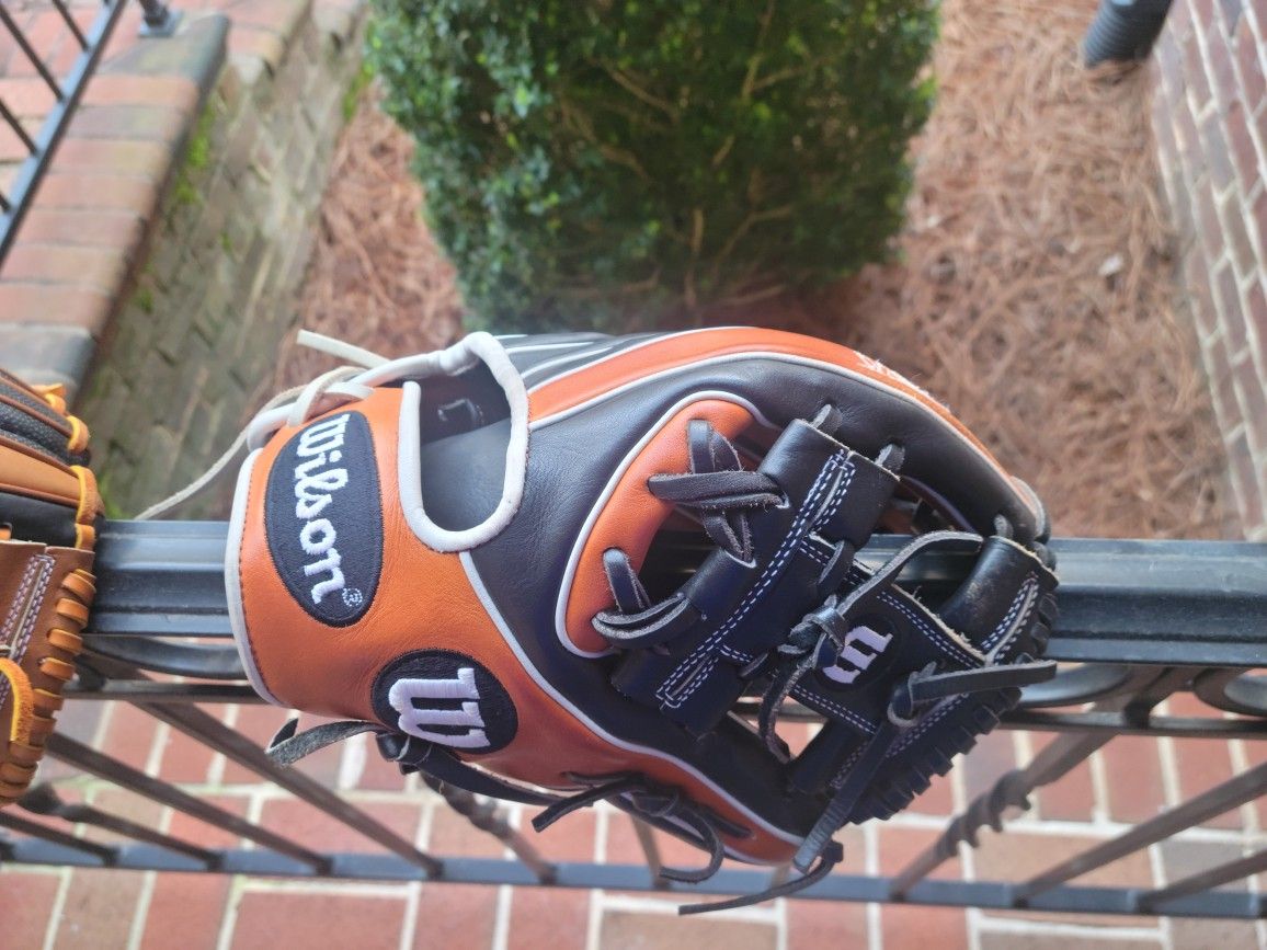 Used 11.5 Wilson A2K Baseball Glove