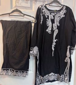 Shalwar Kameez medium bust 40