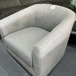Gray  accent Chair ，$80