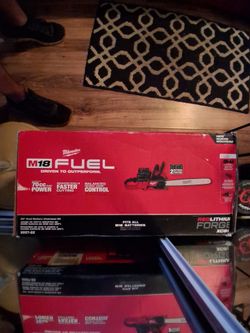 Milwaukee chain saw battery