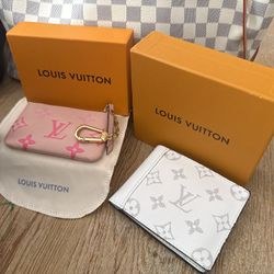 Hand Bags And Accessories 